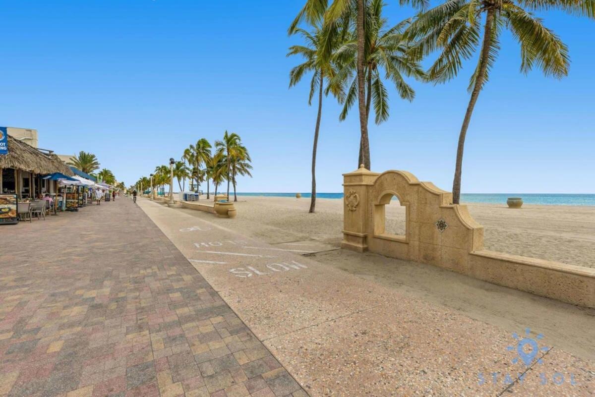 Rooftop Pool - Balcony - Hollywood Beach Broad - Walk Ngoại thất bức ảnh