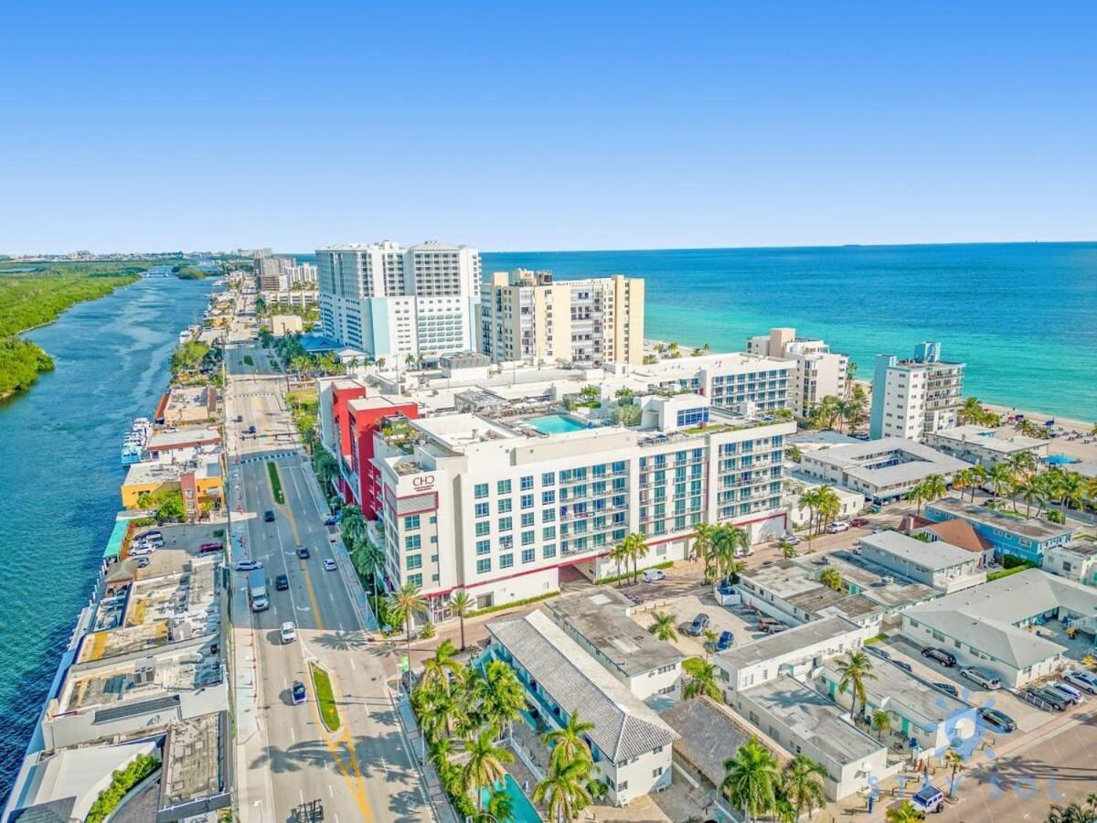 Rooftop Pool - Balcony - Hollywood Beach Broad - Walk Ngoại thất bức ảnh