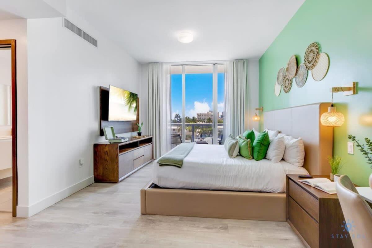 Rooftop Pool - Balcony - Hollywood Beach Broad - Walk Ngoại thất bức ảnh